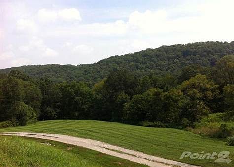 Beautiful lot with 300' of river frontage! This lot is not in the FLOOD PLAIN, it is a basement lot! 1.9 Acres.