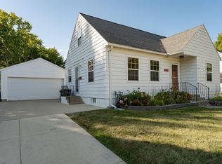 1015 8th Ave NW, Rochester, MN 55901