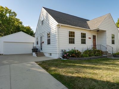 1015 8th Ave NW, Rochester, MN, 55901
