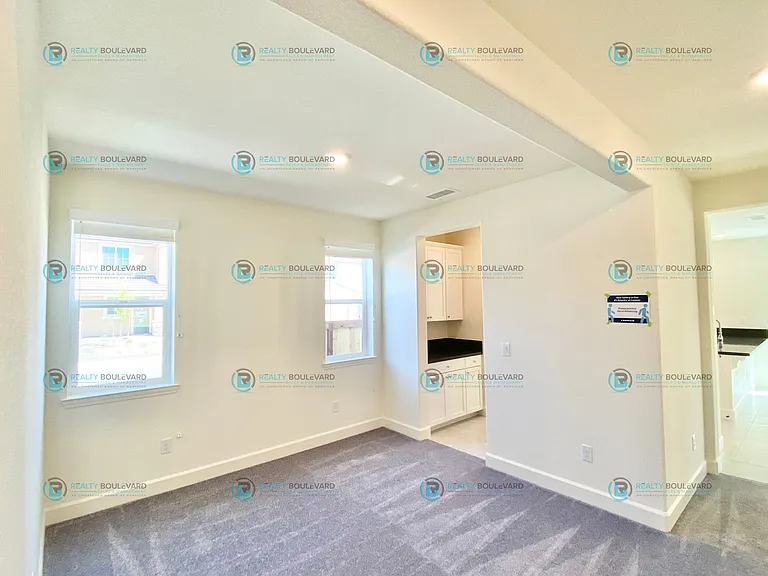 1127 Winter Hawk Way — Photo 15