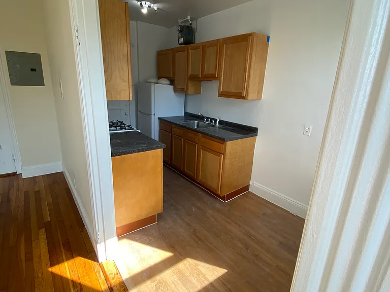 235 Park Dr #16 — Photo 7