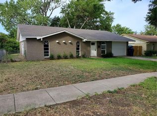 5610 Saddleback Rd, Garland, TX 75043