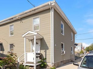 28 Jewett St, Lowell, MA 01850