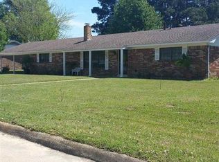 1206 Rolling Hills Dr, De Kalb, TX 75559
