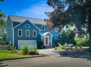 5 Orchard St, Marblehead, MA 01945