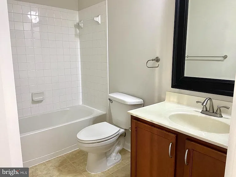 2849 Chinkapin Oak Ln — Photo 25