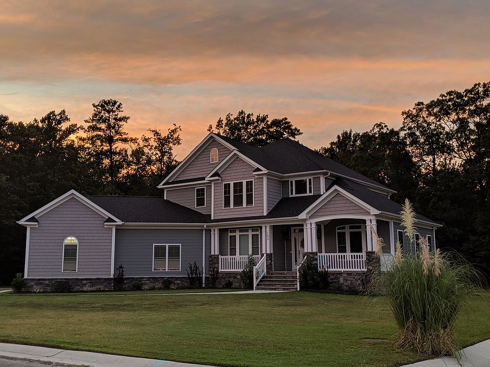 1st image of 102 Bonnie Cir