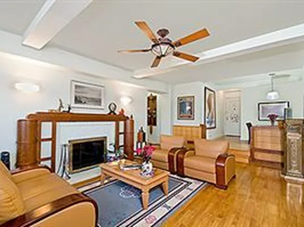 45 Christopher Street image 1 of 7