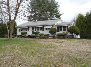 145 Lumae St, Springfield, MA 01119