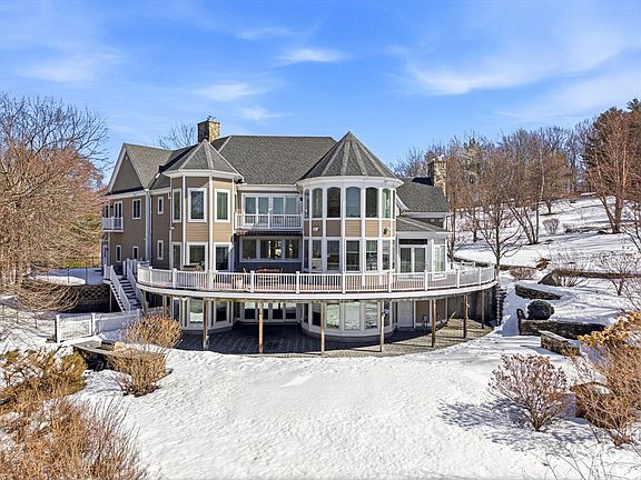 2nd image of 68 Prospect Hill Rd