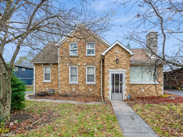 534 4th St, Lemont, IL 60439