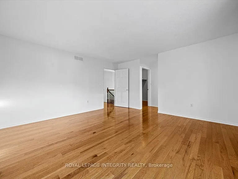 120 Grovemont Dr — Photo 28