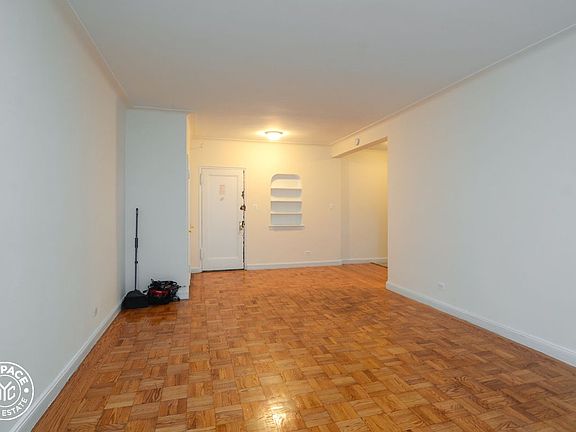 3rd image of 383 E 17th St APT B4