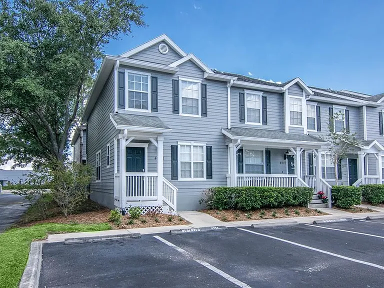4951 Elizabeth Anne Cir — Photo 1