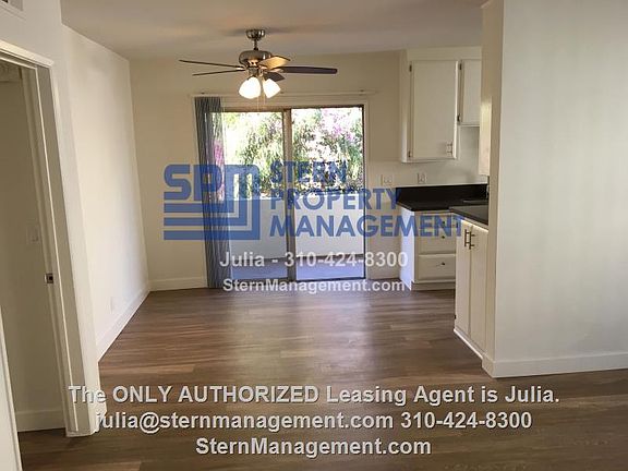 4th image of 739 N Sweetzer Ave APT 10