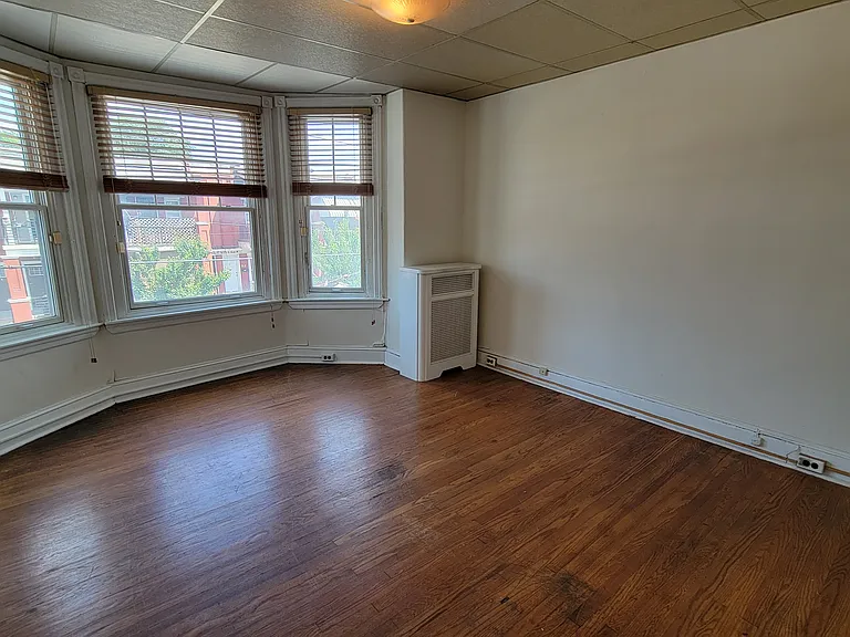 710-s-56th-st-19