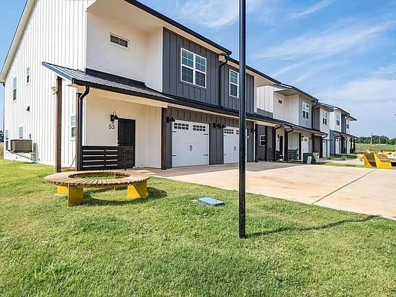 5th image of 625 Papillon Rd Unit 16
