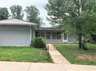 232 E Cox Dr, Fort Wayne, IN 46816