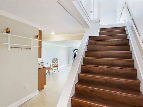 5th image of 127 1st St E APT 101