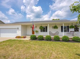 187 Lowell Ave, Frankfort, OH 45628