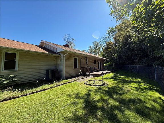 4th image of 2230 Butler Logan Rd