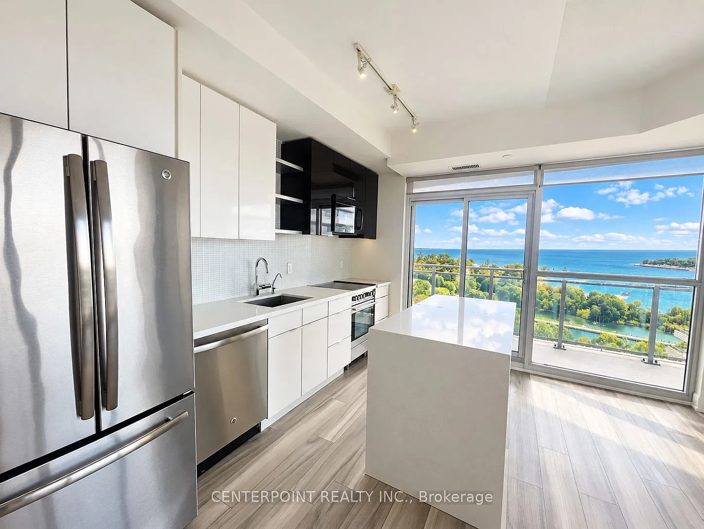 3 bed, $3,500 — Photo 1