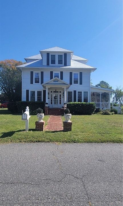 1st image of 6473 Morattico Rd