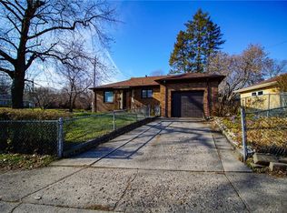 3000 44th St, Des Moines, IA 50310