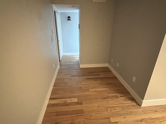 4th image of 1734 Central Ave #3D