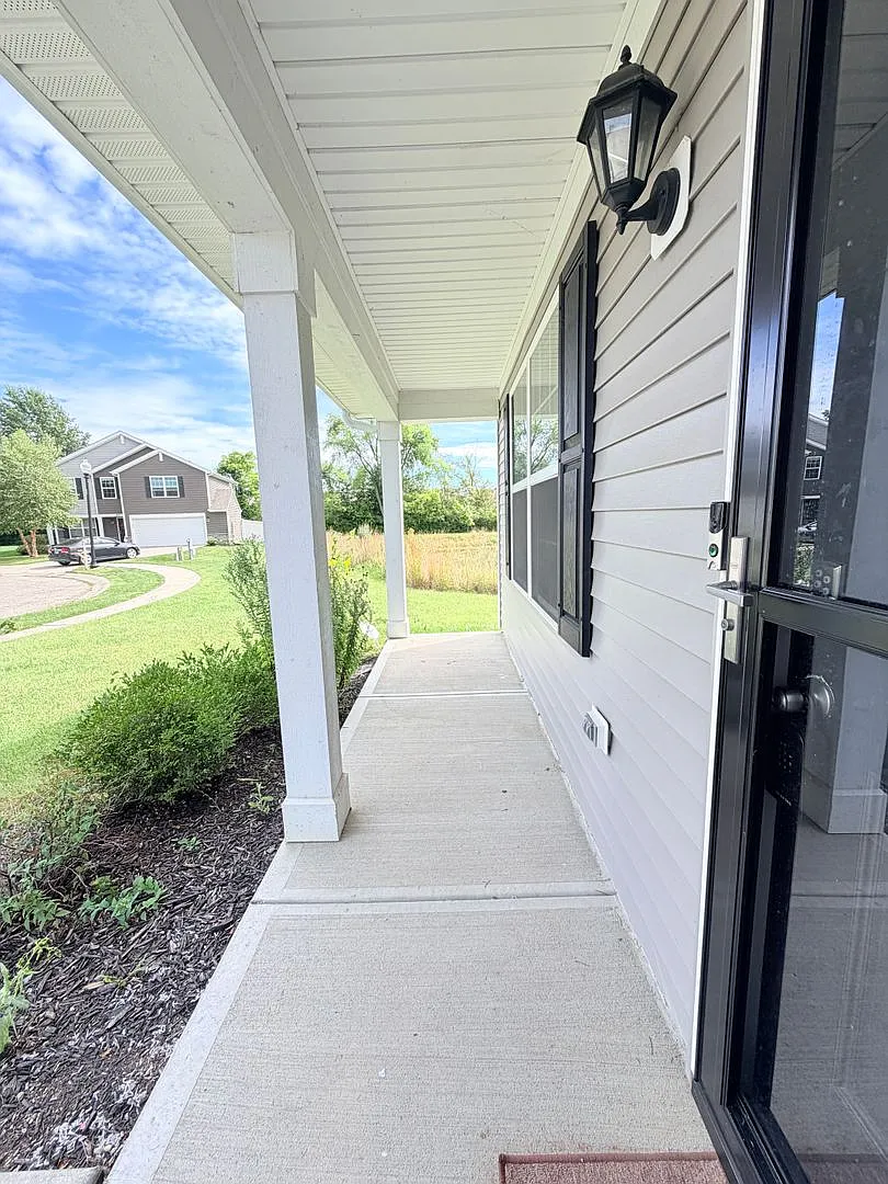 Now Showing: 5 Bedroom / 2.5 Bath Home Located At 4447 Averly Ct. In Indianapolis, In — Photo 3
