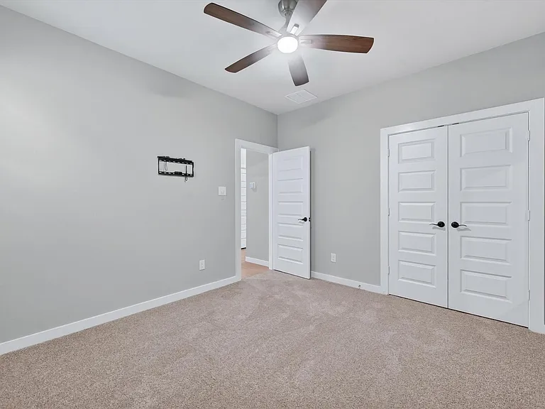 222 Goosewood Dr — Photo 6