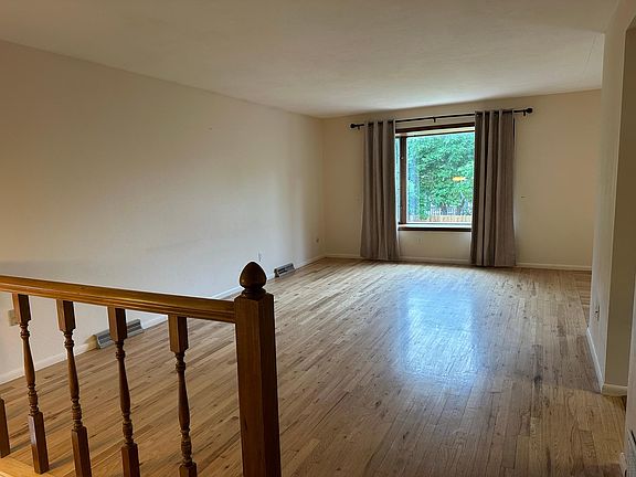 upper level living area