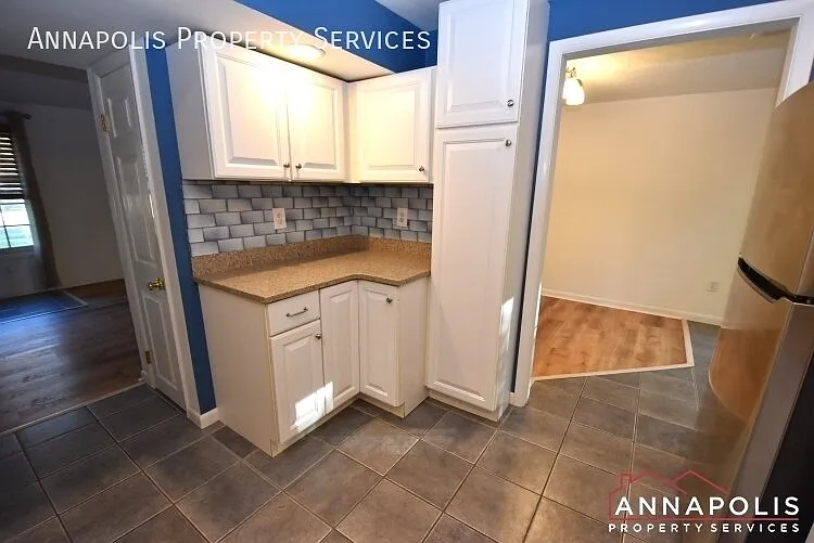 1303 old pine court — Photo 4