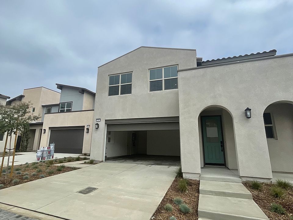 1st image of 15974 Caterpillar Dr