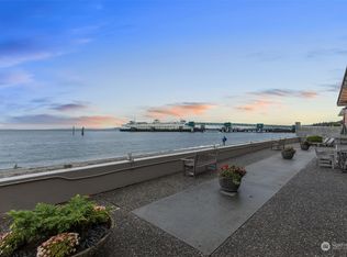 200 Beach Pl APT 101, Edmonds, WA 98020