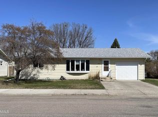 1814 1st Ave E, Williston, ND 58801