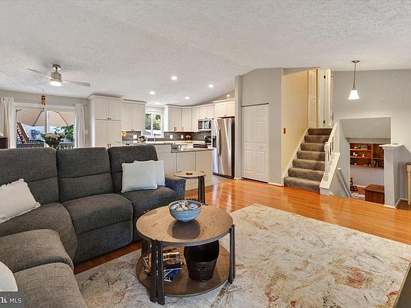 5th image of 2913 Ashdown Forest Dr