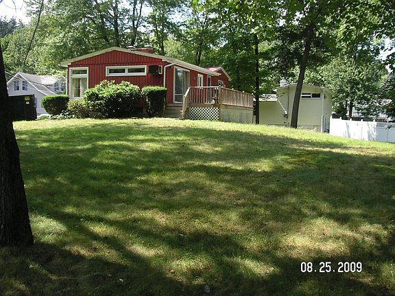 Right Side of House/Yard