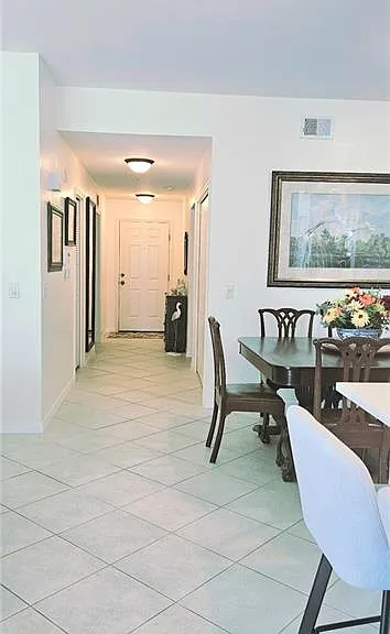 16615 Lake Circle Dr #427 — Photo 7