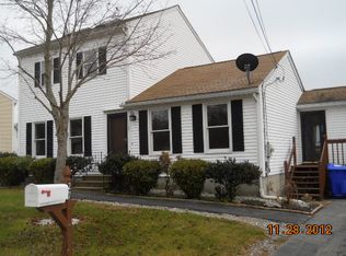 27 Megan Dr, Manchester, NH 03109