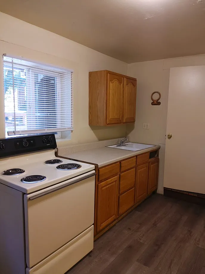 2 bed, $1,500 — Photo 2