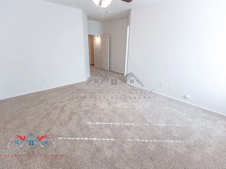 9096 N 97th Dr — Photo 33