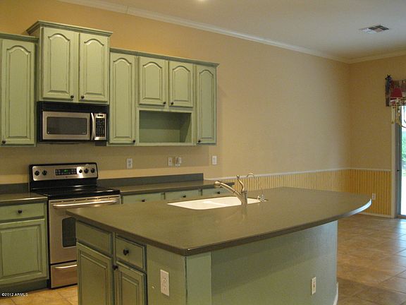 5th image of 3122 E Vermont Dr