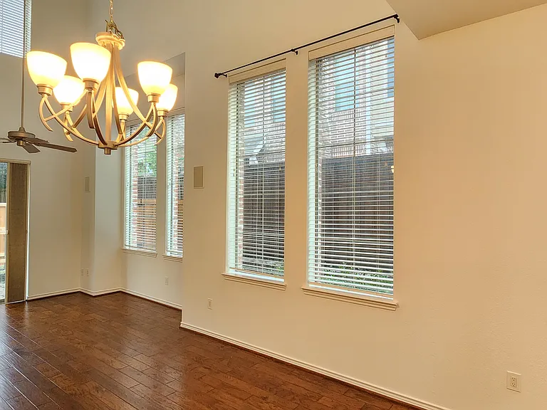 1211 Lake Pointe Way — Photo 21