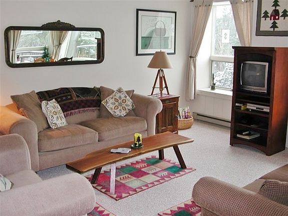 2nd image of 15 Cherokee Way Unit 2