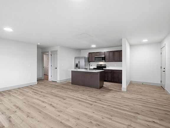 5th image of 1808 N 15th St #11533443