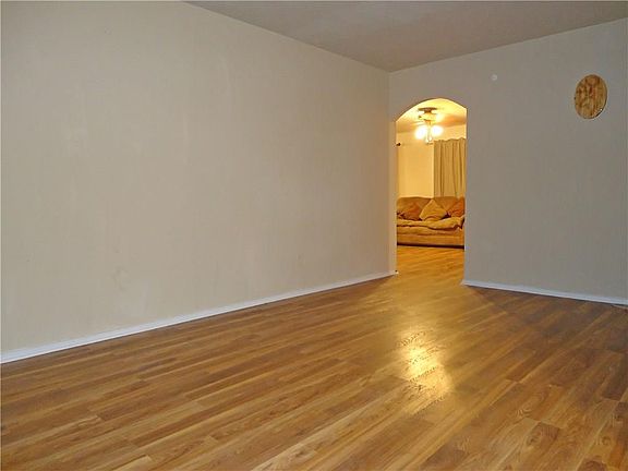 5th image of 3332 Hula Dr