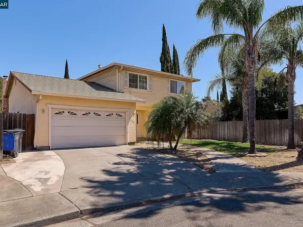 1324 Holmes Ct, Fairfield, CA 94533