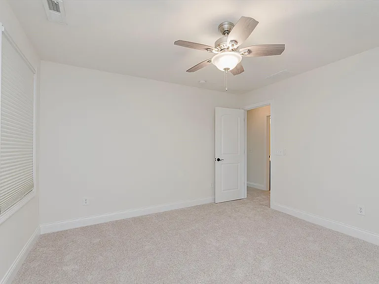 10264 Normandy Way — Photo 26