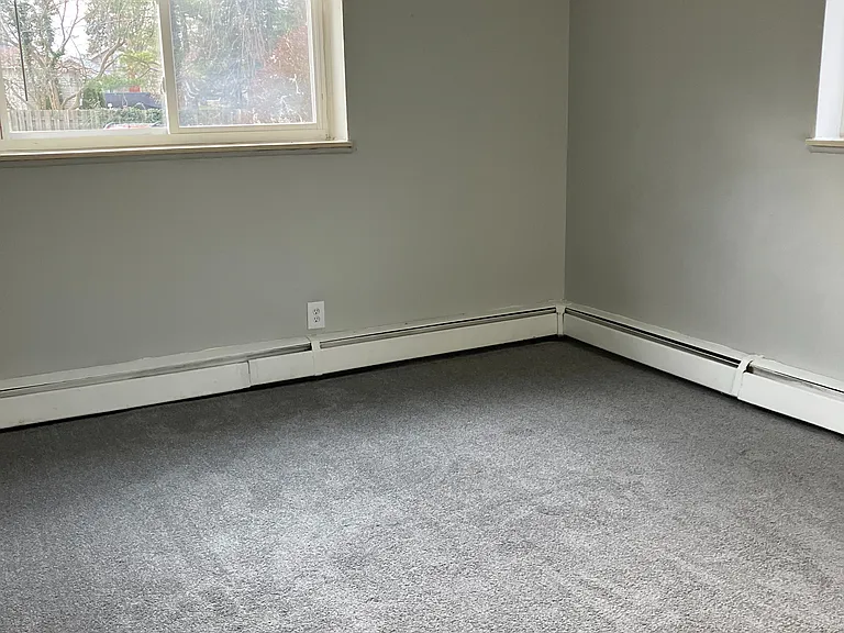 Valley York Apartments — Photo 46